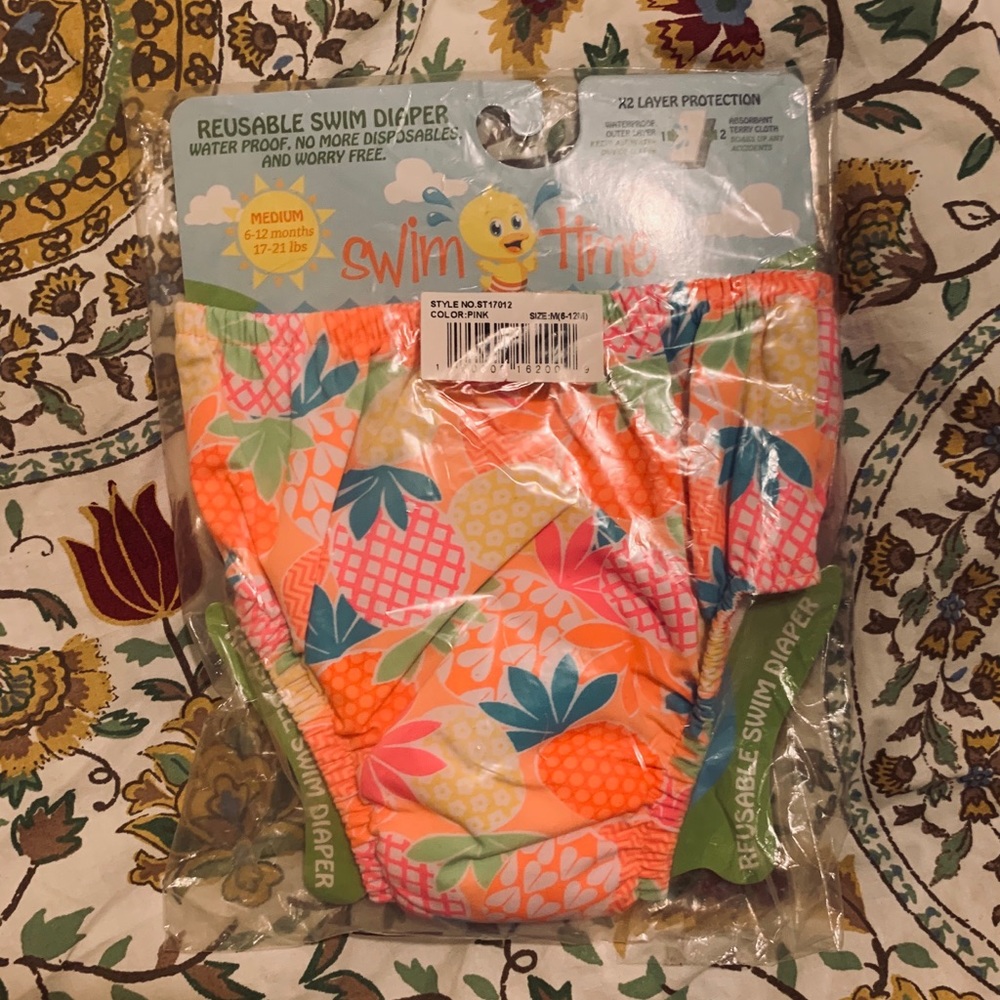 🆕Reusable swimming diaper size 6-12 Months